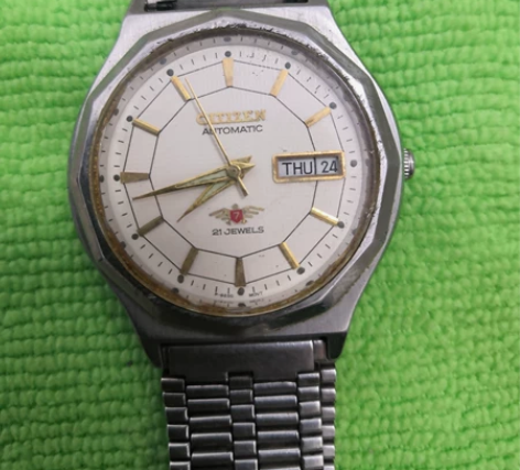 西铁城自动手表,走时正常,日历各功能正常,...