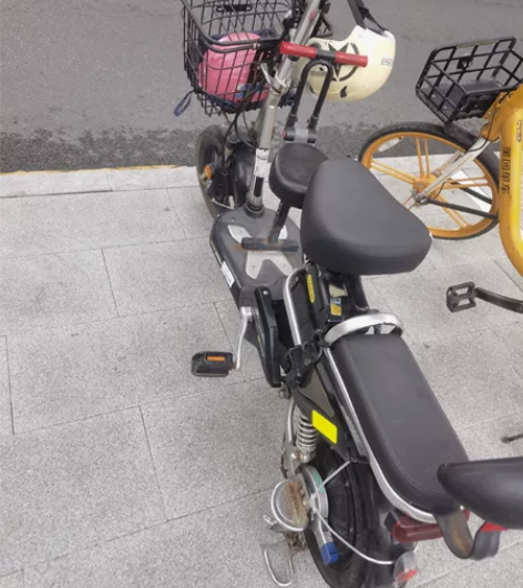 台铃电动车8成新，充满电可跑30至40公里...