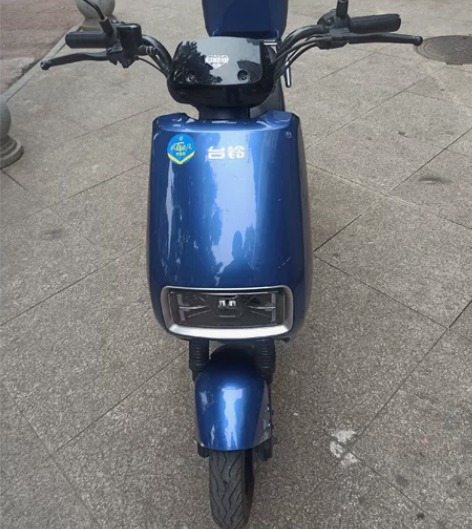 才买两个月的99新台铃72伏白牌新国标电动...