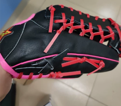 全新猪皮垒球手套 感兴趣的话点“我想要”和...