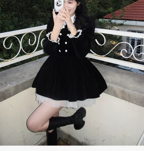 法式小香风连衣裙女秋冬蕾丝花边黑色丝绒赫本...