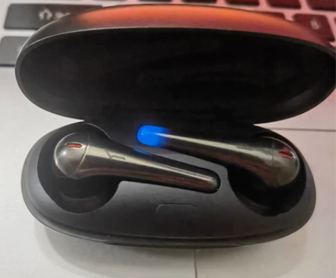 万魔降噪蓝牙耳机，comfobuds pr...