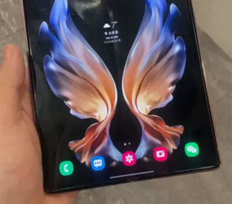 自己用的三星fold2正常使用痕迹 屏幕都...