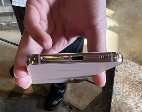 三星s22，8+128，粉色 99新，无磕...