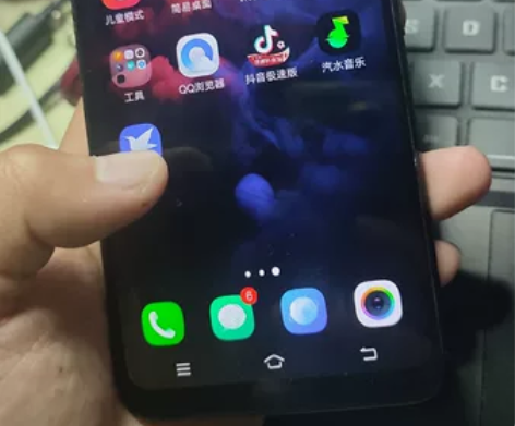 vivoy83  6+128 功能一切正常...