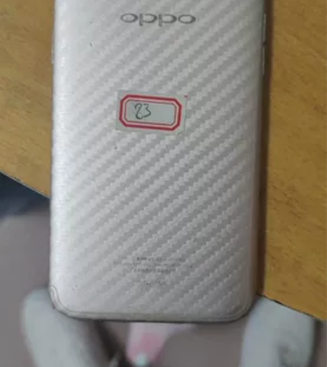 出5台r11手机 感兴趣的话点“我想要”和...