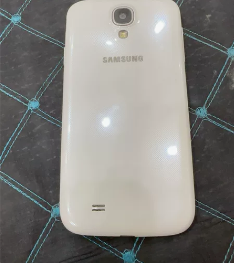 Samsung/三星s4.总成坏了，开机有...
