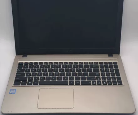 9新华硕i5七代独显笔记本，8g+620G...