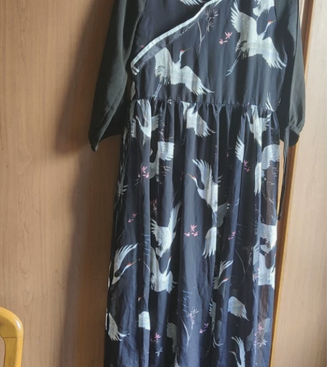 韩版连衣裙透气凉快特价处理45元。 感兴趣的话点“我想要”和...