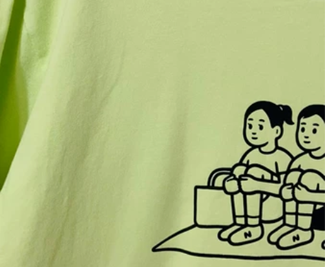 专柜买的new balance短t s码～...