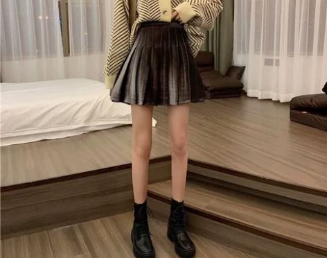 笛思韩 半身裙 感兴趣的话点“我想要”和我...