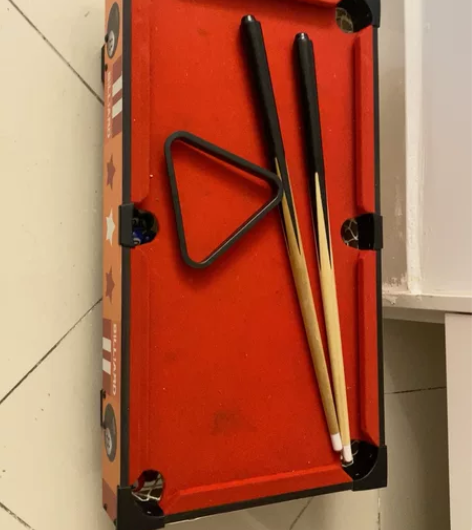 玩具反斗城买的小朋友玩的台球,买来没咋,原...