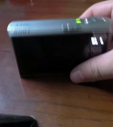 数码相机 索尼DSC-T50 可刀 屏幕有...