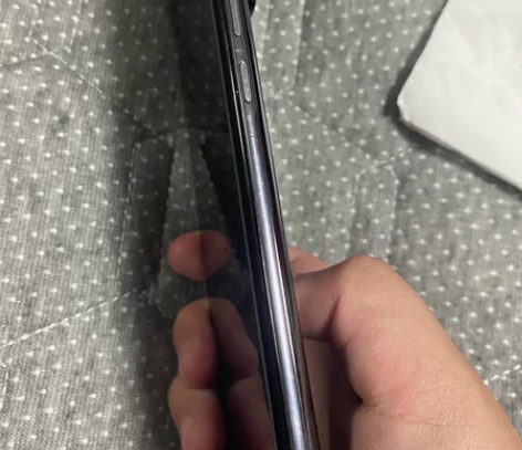 小米11ultra 12+256 屏幕碎了...