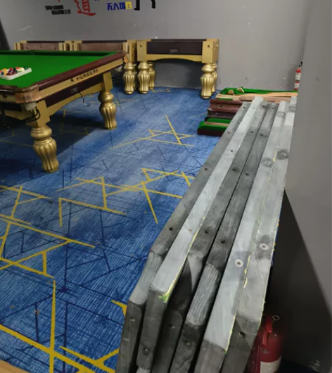 出售二手7成新钢库台球桌两张，价钱合理4，...