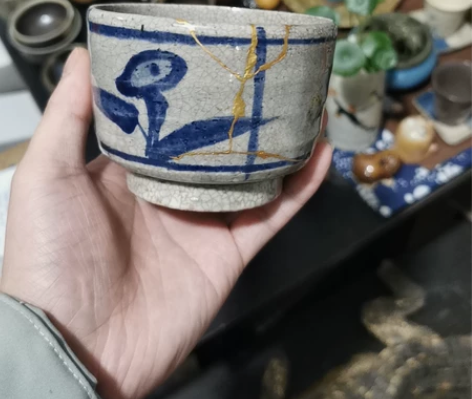 老青花茶碗~年代老物件,开片金丝铁线可养,...