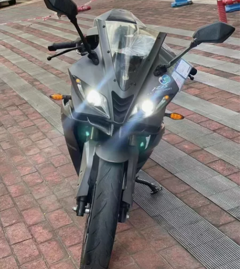 转让一台二手机车飞鹰R25，车况挺新的，无...