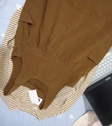 全新，仅试穿，只有背带裙了，质量很不错 感...