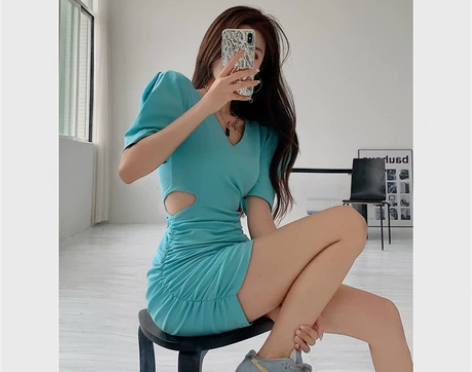 【狂欢价】大码2021夏新款港风气质V领包...