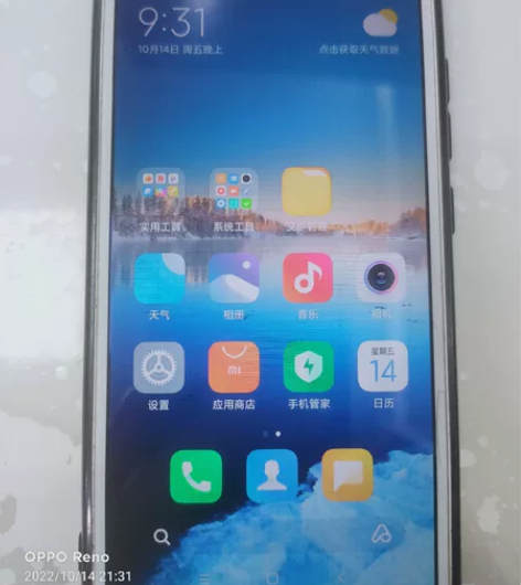 红米6A，3+32G内存，无任何拆修，功能...