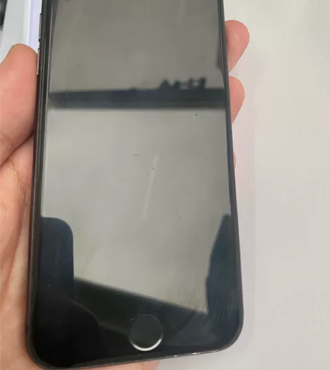 自用iPhone 8 64G美版无锁，成色...