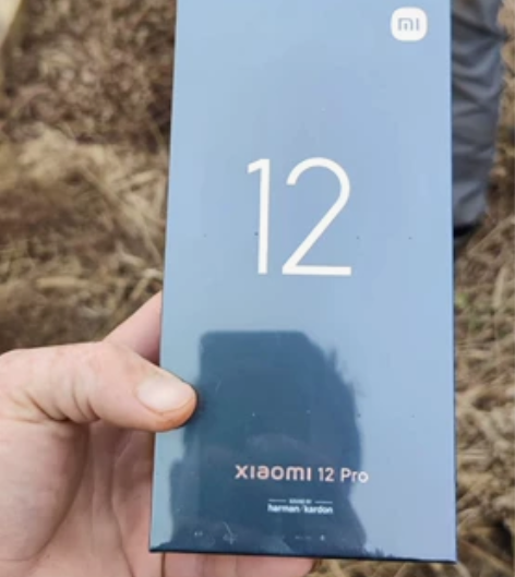 小米12pro绿色12+256的最高配,骁...