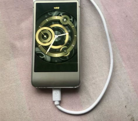 三星w2016一手闲置，保证正品，无拆无修...