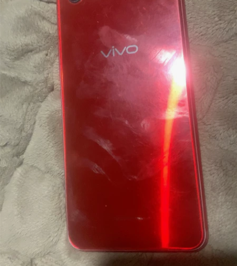 vivo 二手手机 感兴趣的话点“我想要”...