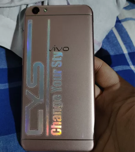 没毛病，vivoy66，3+32，成色一般...