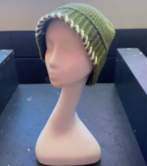 锁边针织毛绒帽-绿 感兴趣的话点“我想要”...