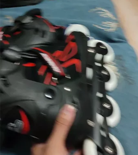 小状元溜冰鞋成人旱冰轮滑鞋，单排轮滑鞋，新...