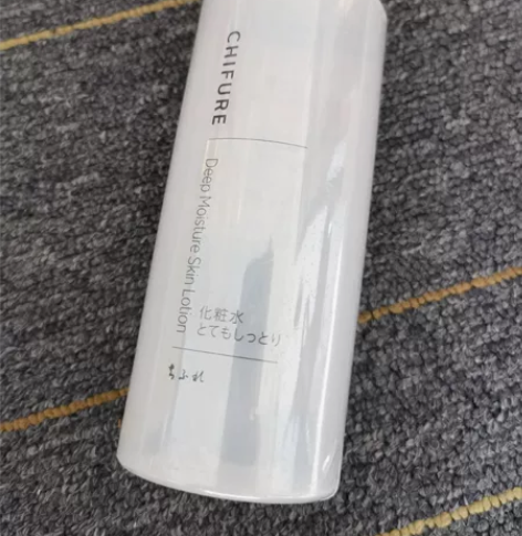 包邮 千妇恋滋润柔肤化妆水 净含量：180...