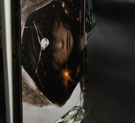 外星人m15r2 自用i5版，买来一直贴膜...