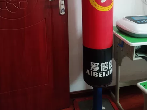 拳击庄,买回来玩了几次就一直不玩放着家里空...