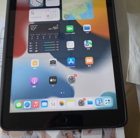 出手苹果ipad 9.7寸 32GB,追剧...