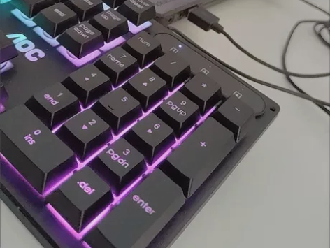 AOC有线机械茶轴手感键盘电脑台式笔记本通...