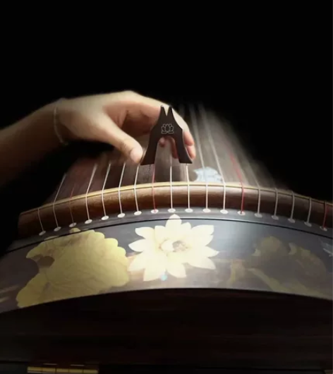 出售古筝，九成新，入手7890，现出手18...