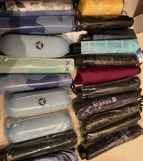 各种雨伞……天堂伞20包邮,其它品牌22两...