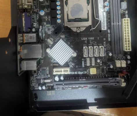 精英h61主板 带一个亮机u，功能正常，1...