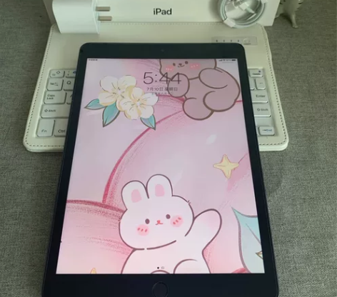 处理几台，学生自用苹果ipad平板 9成新...