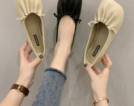 2022春新款软底奶奶鞋复古褶皱平底单鞋女...