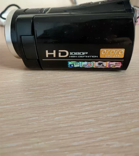 欧达Z30摄像机， 几乎全新，因买了单反后...