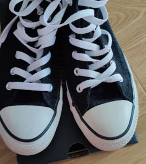 匡威女式帆布鞋，38码，正品专柜购入，9层...