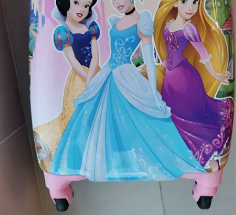 95新迪士尼16寸公主拉杆箱 有吊牌 有锁...