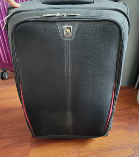 爱华仕拉杆行李箱 20寸 黑色商务 外观无...