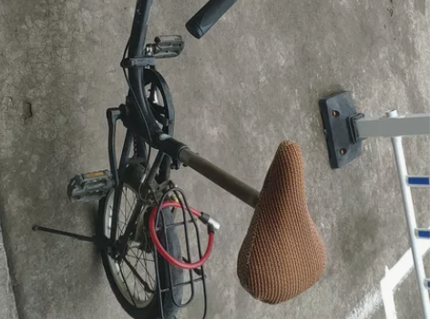 英国品牌，灰鼠16寸折叠自行车。短途代步，...