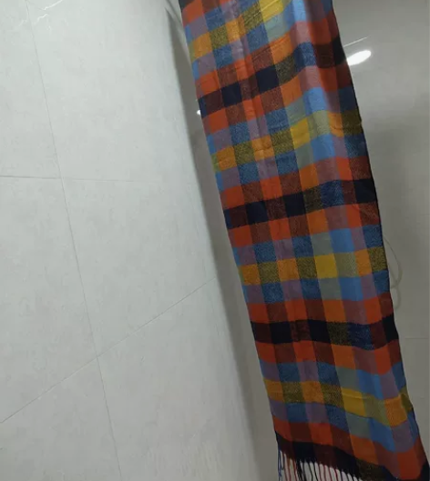 薄毛围巾，新的，朋友送的礼物，也可当披肩，...