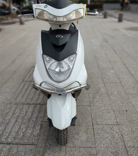 五羊电动车60V5个大电池，带牌，还能跑5...