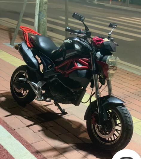 宝雕小怪兽关联小飞鹰 大公仔150摩托车2...