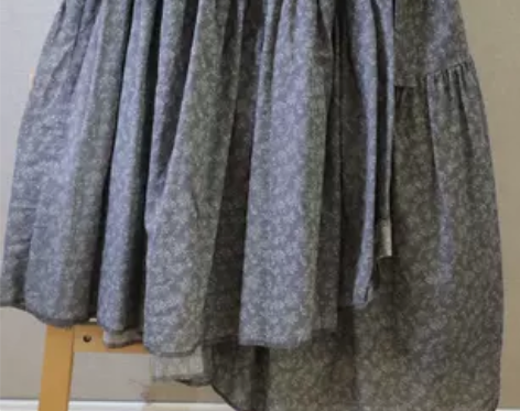 2031原创文艺风裹裙半身裙百搭灰色小碎花...